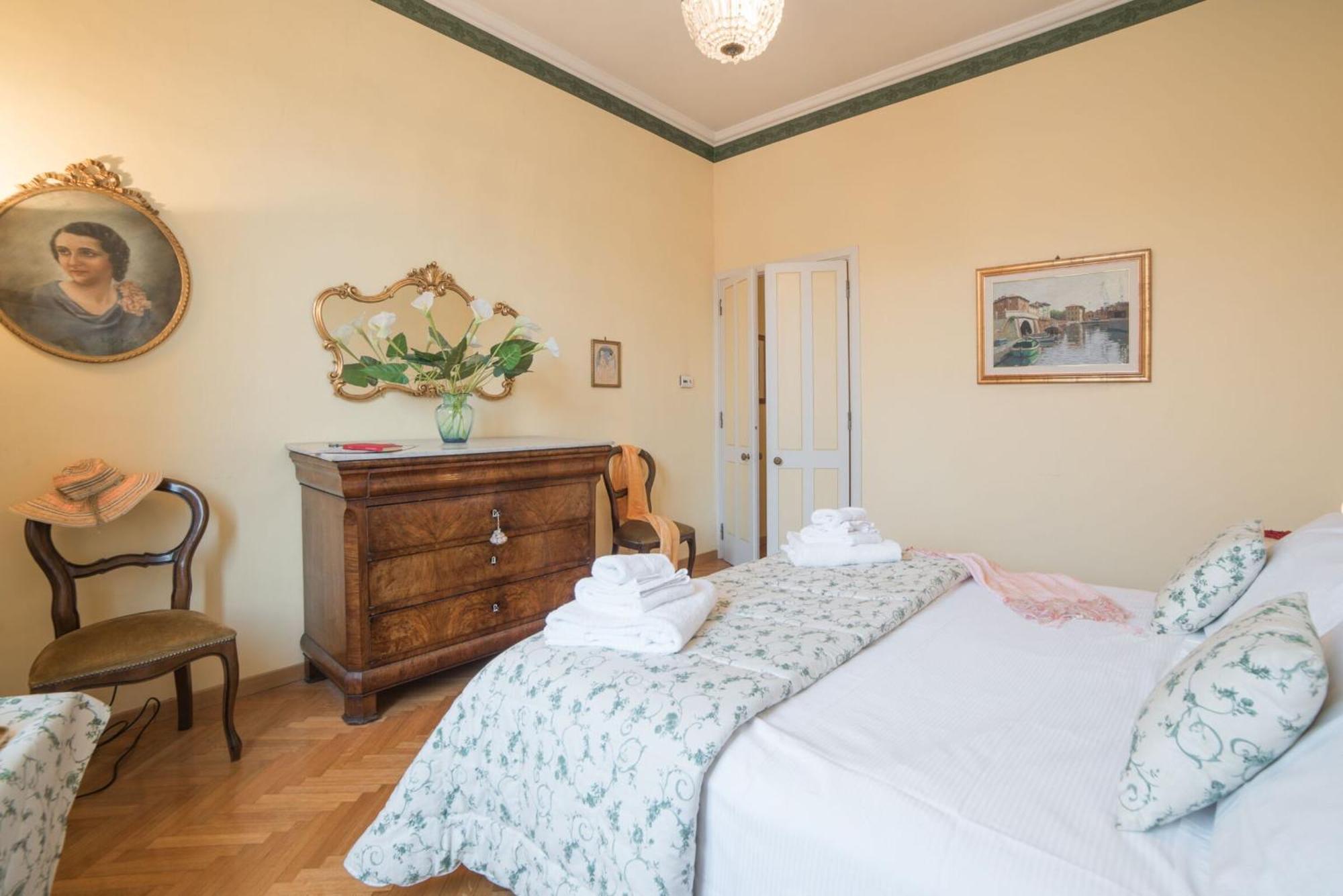 Italian Experience-Duomo Suite Firenze Esterno foto