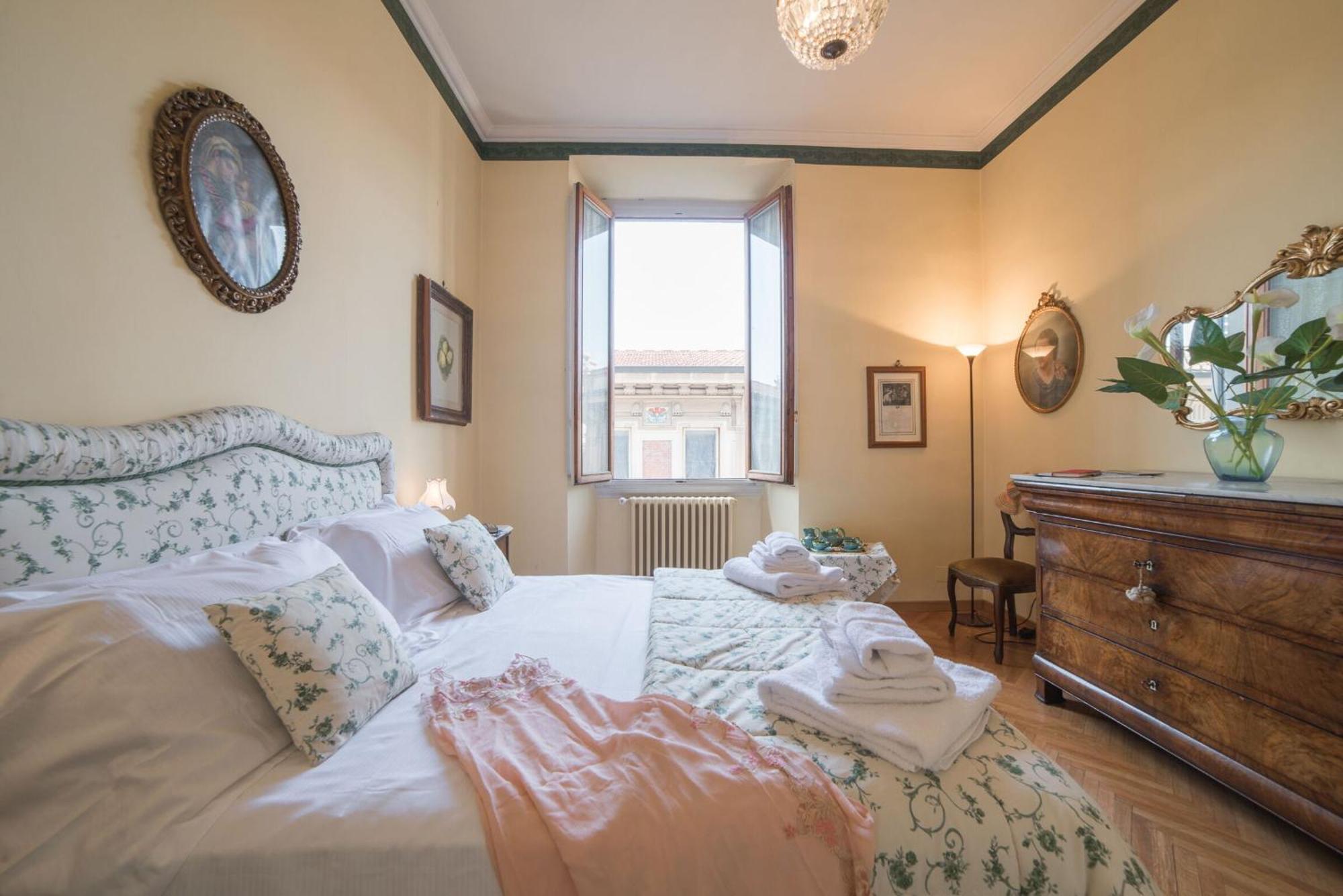 Italian Experience-Duomo Suite Firenze Esterno foto